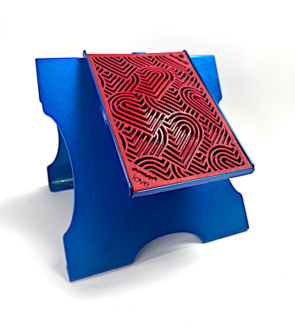 LickiDock Anodized Blue 5" by 7"