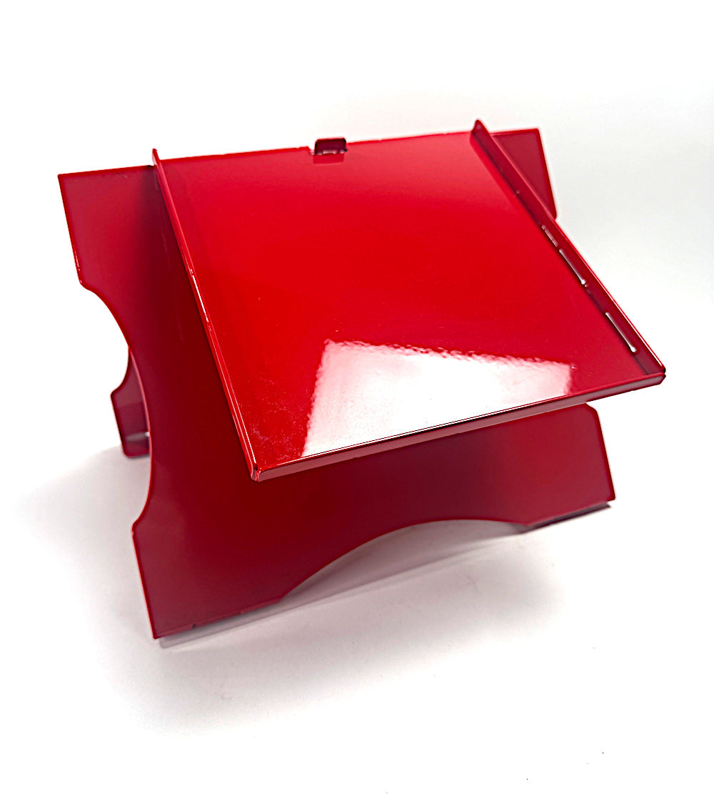 LickiDock Astatic Red 8" by 8"
