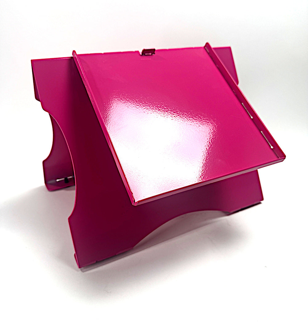 LickiDock Passion Pink 8" by 8"