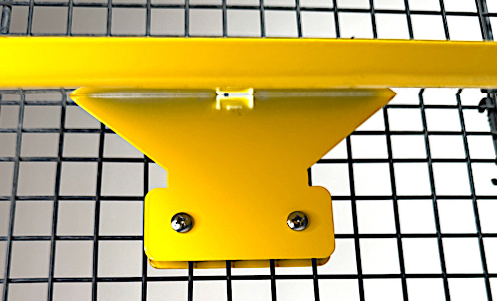 LickiDock Daffodil Yellow 8" by 8"