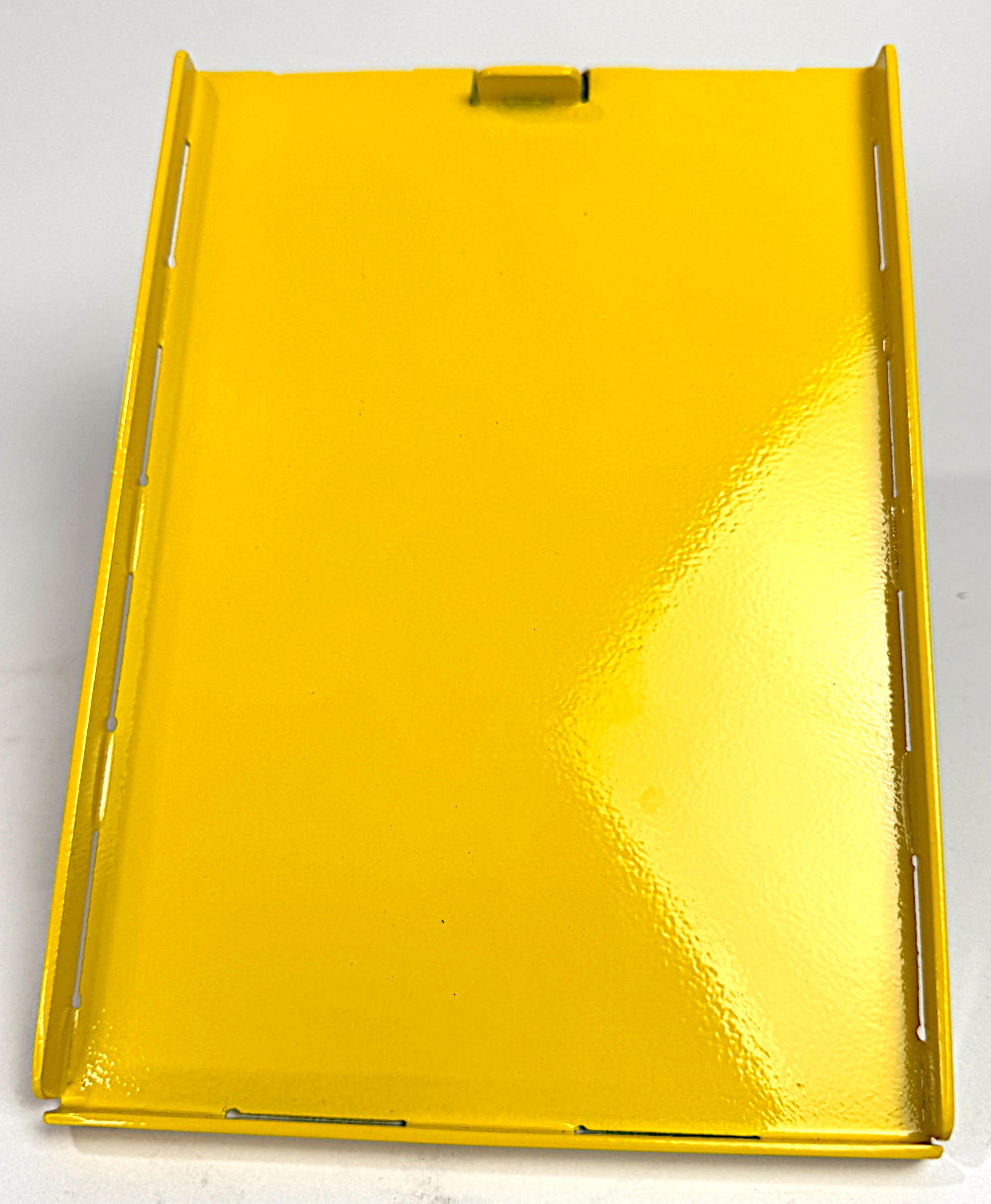 LickiDock Daffodil Yellow 5" by 7"