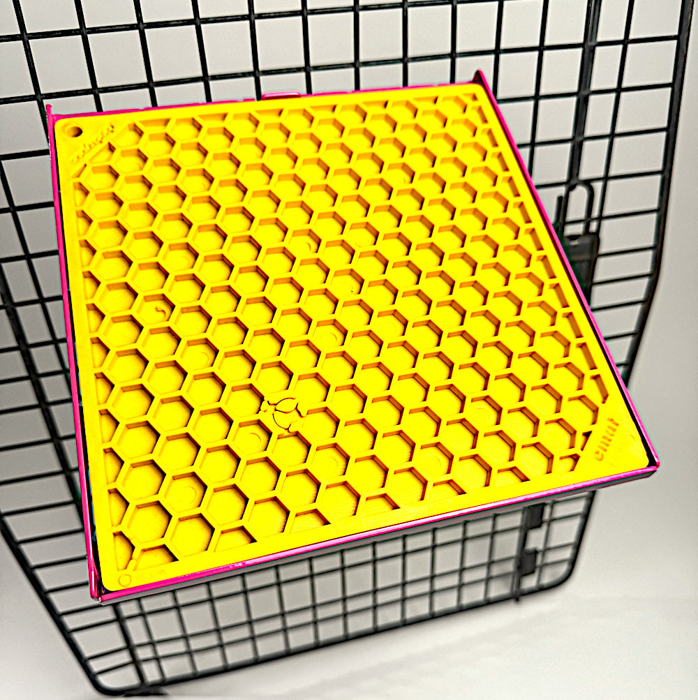 LickiDock Passion Pink 8" by 8"