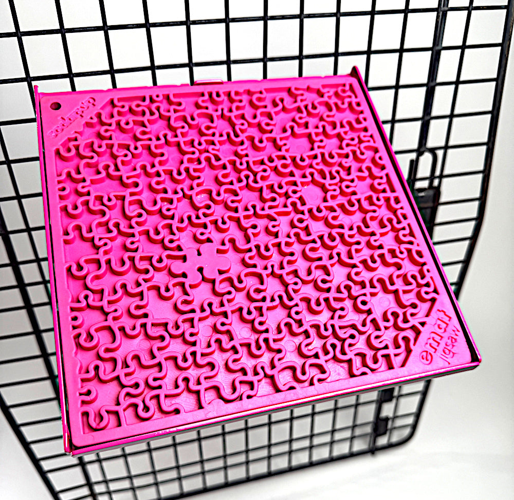 Large LickiDock "A" Frame Station Passion Pink